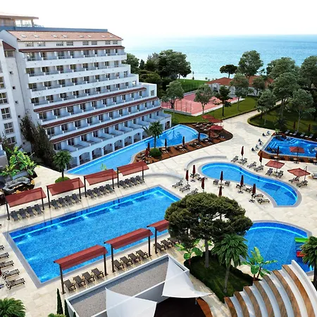 Resort Batihan &