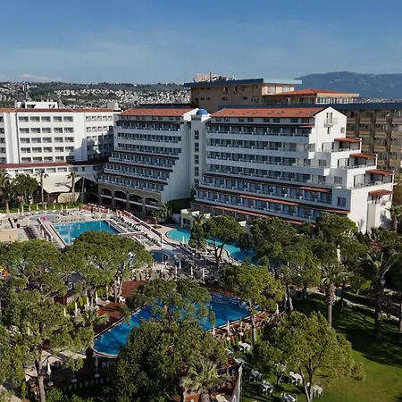 Batihan & Resort 4*