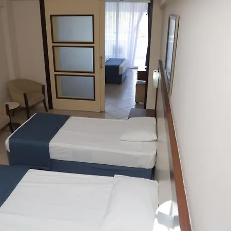 Batihan & 리조트 4*