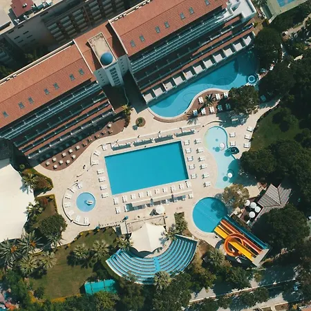 Batihan & Semesteranläggning (resort) 4*