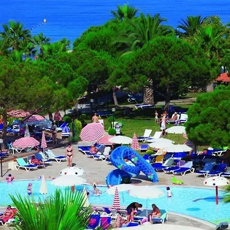 Batihan & Semesteranläggning (resort)