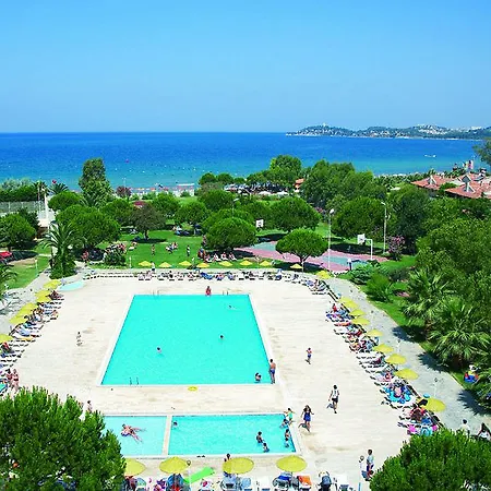 Batihan & 리조트 4*