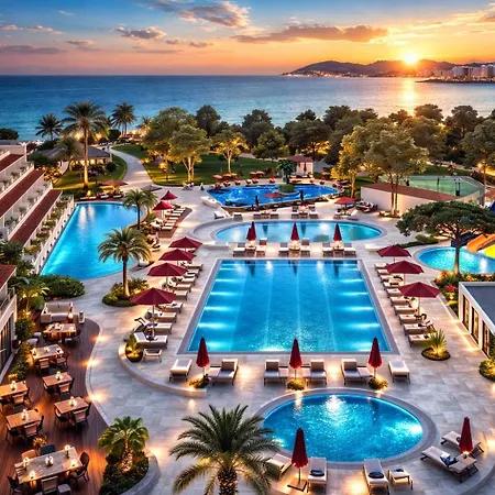 Resort Batihan & 4*