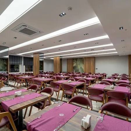 Batihan & 4* Kuşadası