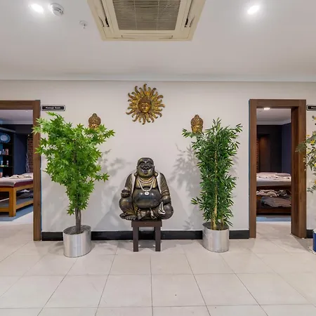 Batihan & Resort 4*